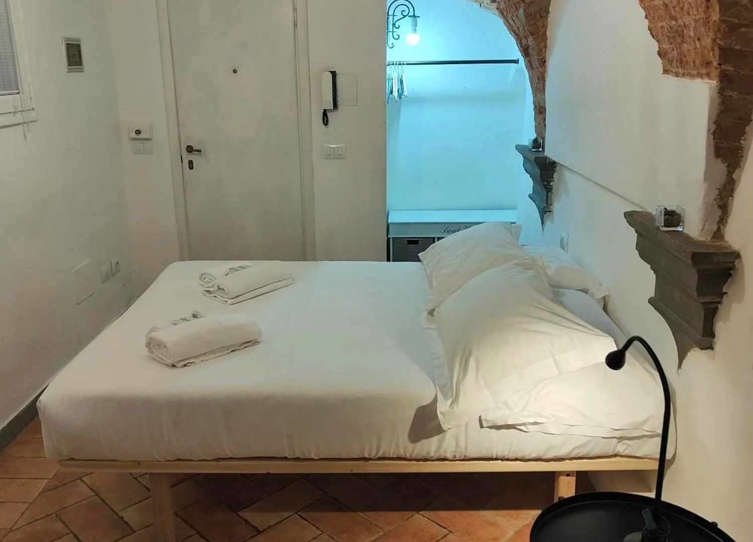 Nina Duomo Apartment Florence