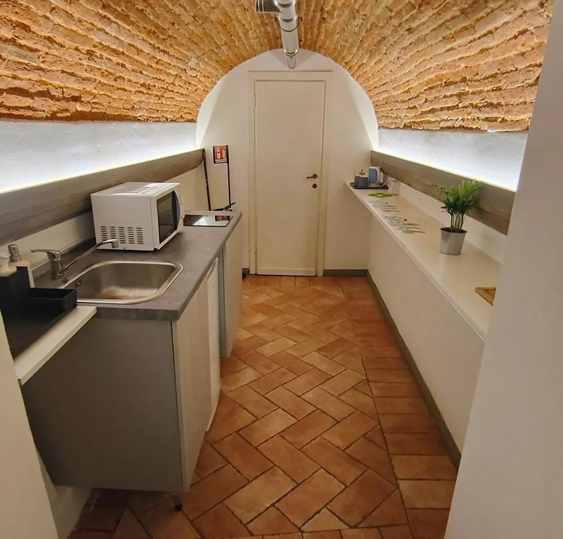 Nina Duomo Apartment contacts